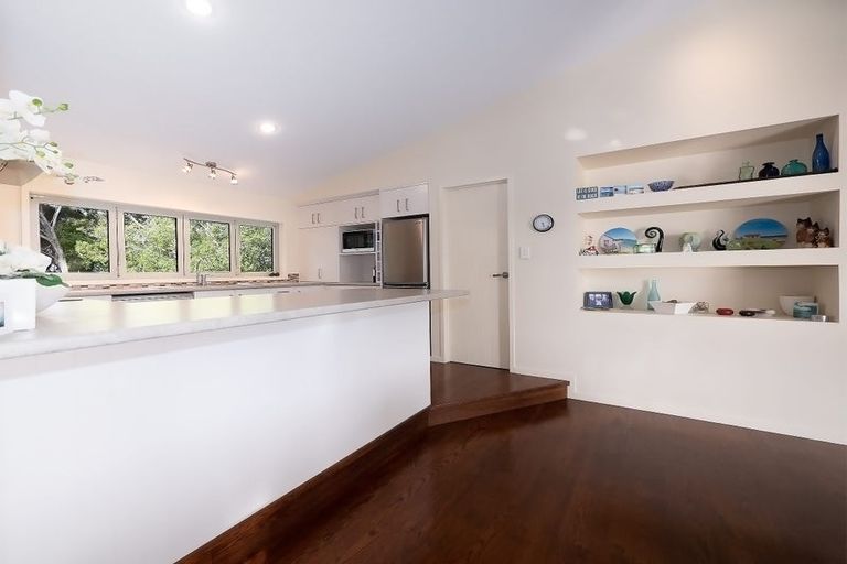 Photo of property in 32 Totara Heights Way, Paihia, 0200