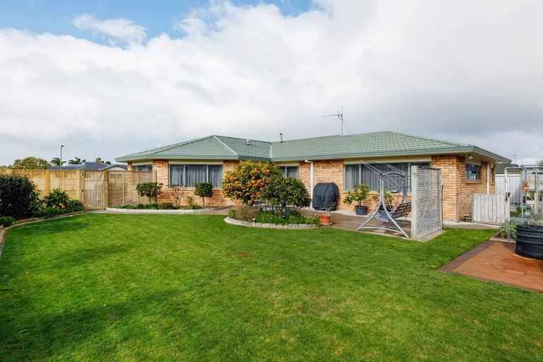 Photo of property in 2 Brunswick Place, Rototuna North, Hamilton, 3210