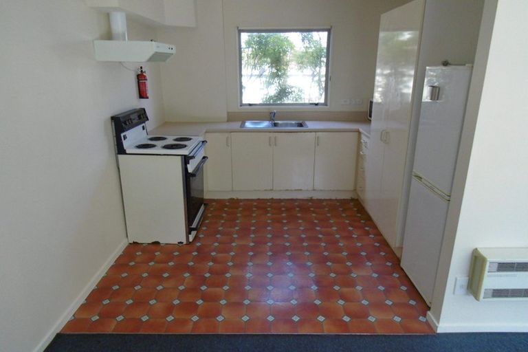 Photo of property in 2/72 Wainui Street, Riccarton, Christchurch, 8041