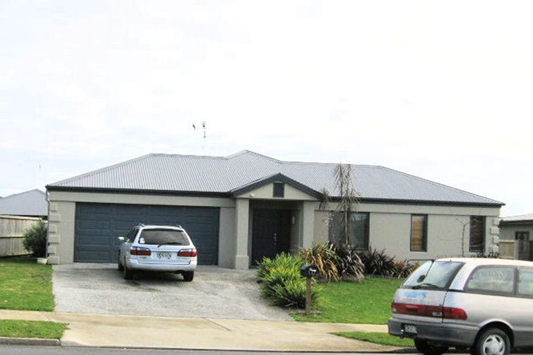 Photo of property in 10 Portobello Way, Huntington, Hamilton, 3210