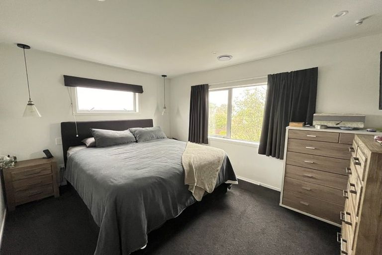 Photo of property in 52 Herewini Street, Titahi Bay, Porirua, 5022
