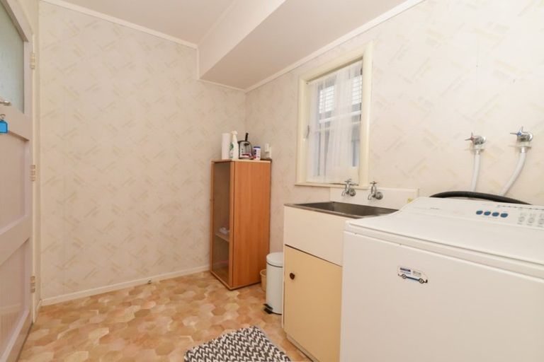 Photo of property in 6 Tarbett Road, Hillcrest, Hamilton, 3216