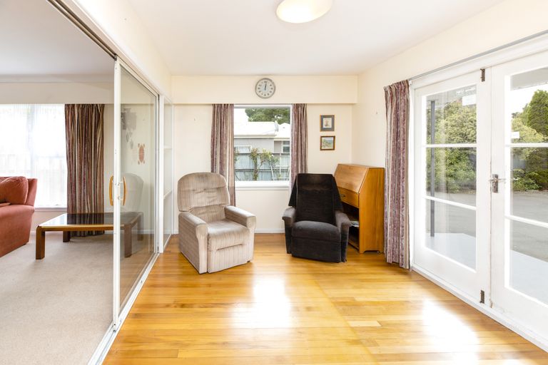 Photo of property in 4 Falcon Street, New Brighton, Christchurch, 8061