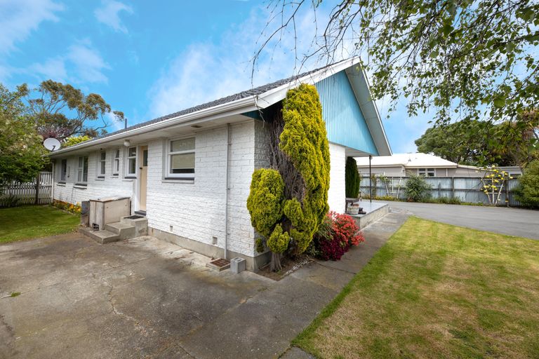 Photo of property in 4 Falcon Street, New Brighton, Christchurch, 8061