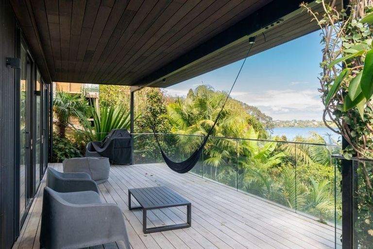 Photo of property in 306a Hurstmere Road, Takapuna, Auckland, 0622