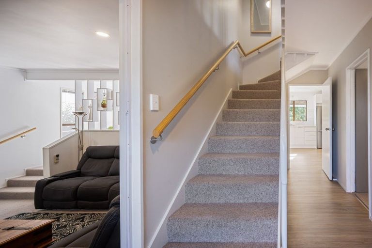 Photo of property in 8 Deborah Place, Dinsdale, Hamilton, 3204