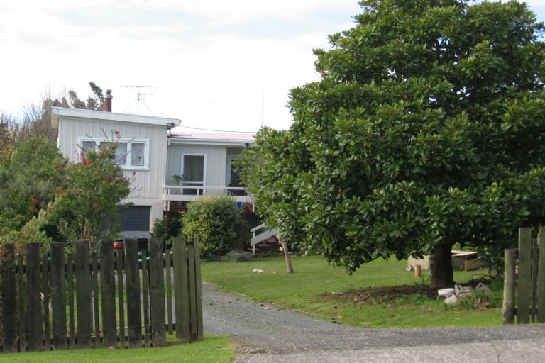 Photo of property in 18 Washington Avenue, Snells Beach, 0920