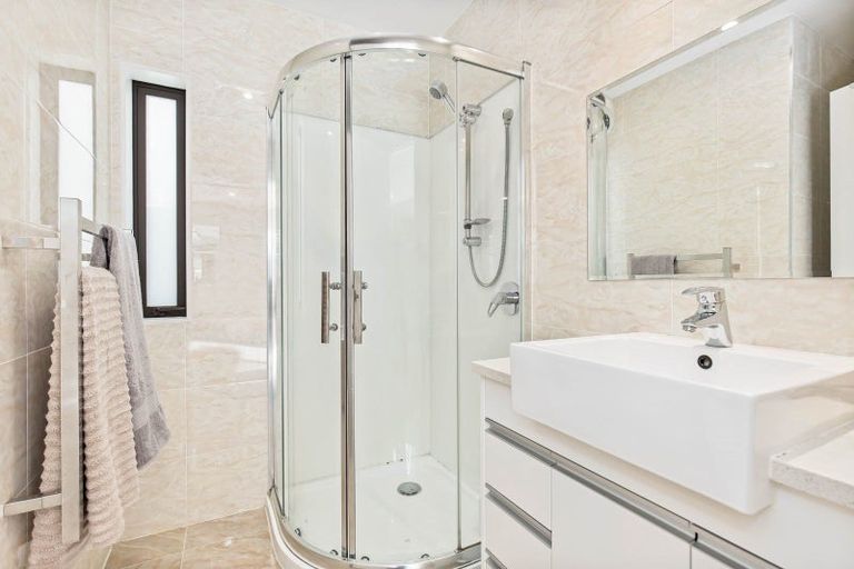 Photo of property in 19 Tarapiroe Avenue, Takanini, 2112