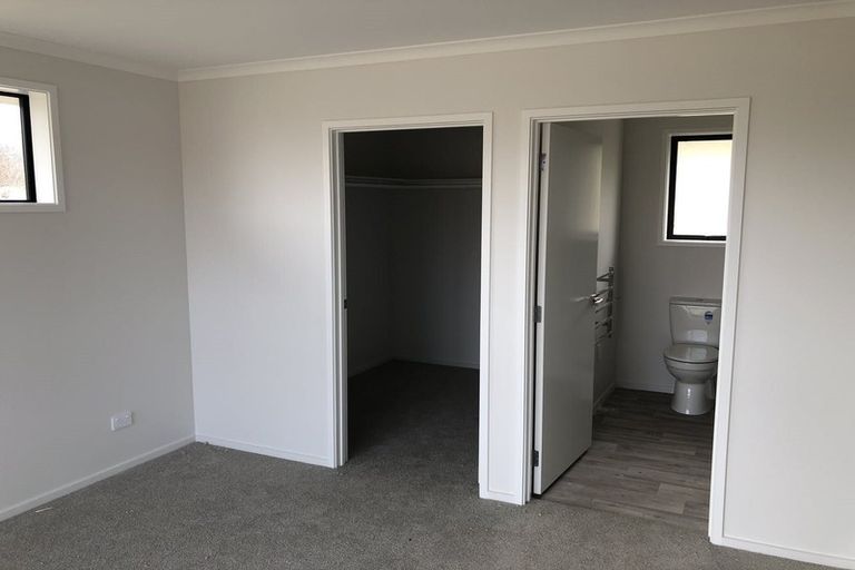 Photo of property in 13 Golf Vue Place, Castlecliff, Whanganui, 4501