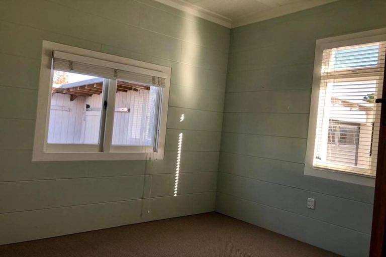 Photo of property in 70 Hardinge Road, Ahuriri, Napier, 4110