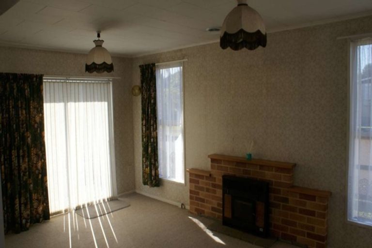 Photo of property in 15 Akron Grove, Totara Park, Upper Hutt, 5018