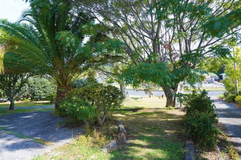 Photo of property in 21 Hilltop Avenue, Morningside, Whangarei, 0110