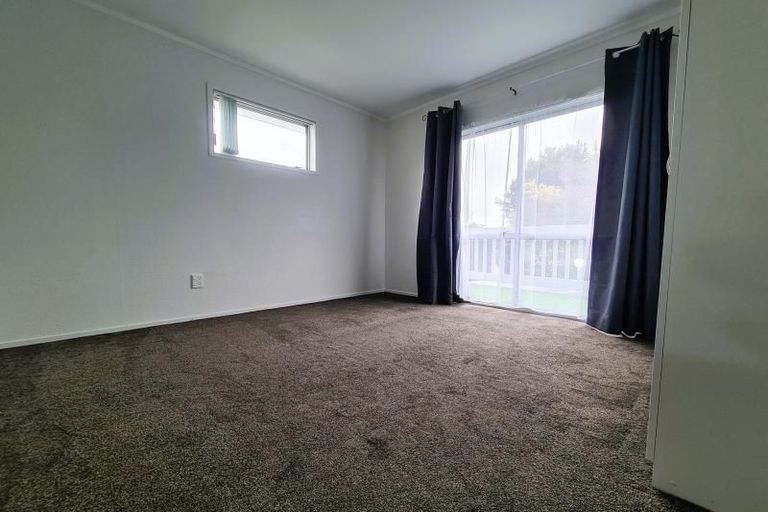 Photo of property in 10 Yarra Place, Botany Downs, Auckland, 2010