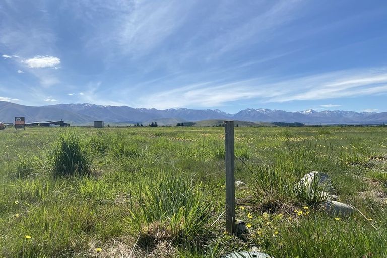 Photo of property in 30 The Drive, Twizel, 7999