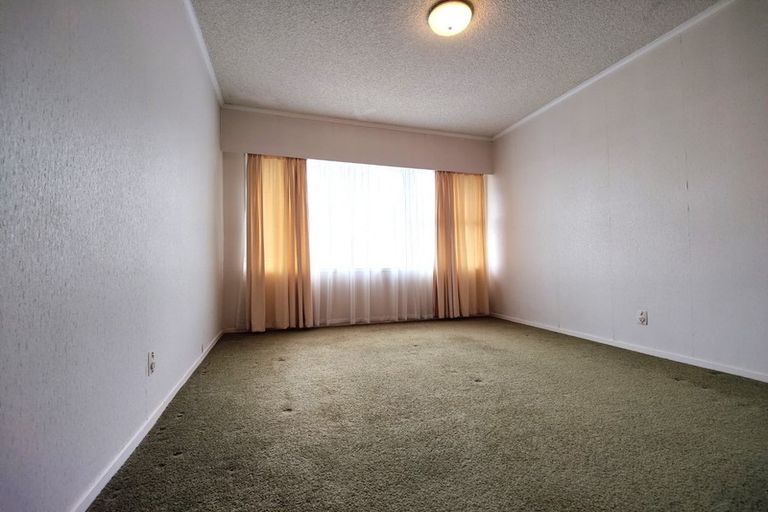 Photo of property in 9 Stansfield Place, Sunnyhills, Auckland, 2010