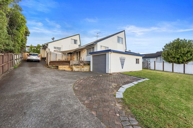 Photo of property in 1/116 Prince Regent Drive, Half Moon Bay, Auckland, 2012
