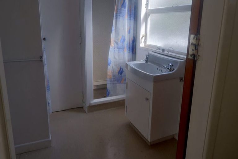 Photo of property in 94 Austin Street, Mount Victoria, Wellington, 6011