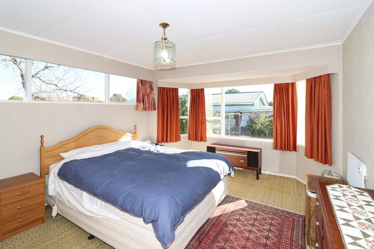 Photo of property in 38 Richmond Road, Carterton, 5713