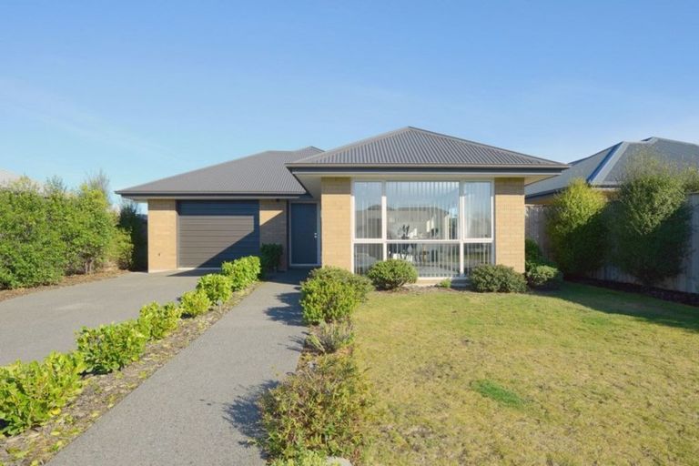 Photo of property in 33 Sutherland Drive, Kaiapoi, 7630