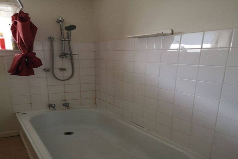 Photo of property in 81a Carrington Avenue, Silverdale, Hamilton, 3216