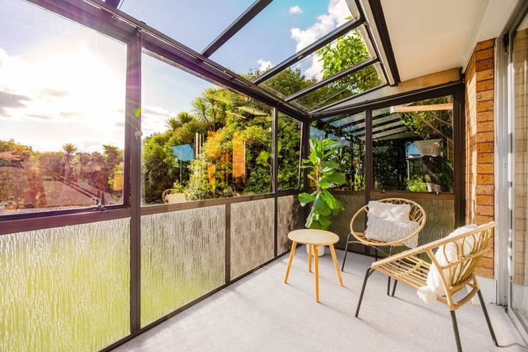 Photo of property in 2/14 Rowan Terrace, Te Atatu South, Auckland, 0610