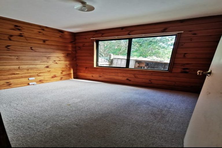 Photo of property in 13a Riserra Drive, Ranui, Auckland, 0612