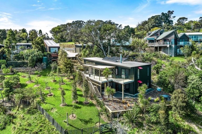 Photo of property in 33 Ridge Road, Mahurangi East, Warkworth, 0982