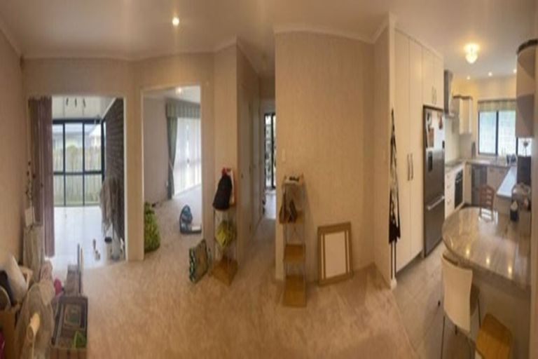 Photo of property in 6 Headcorn Place, Botany Downs, Auckland, 2010