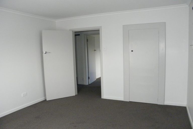 Photo of property in 35 Mary Street, Winton, 9720