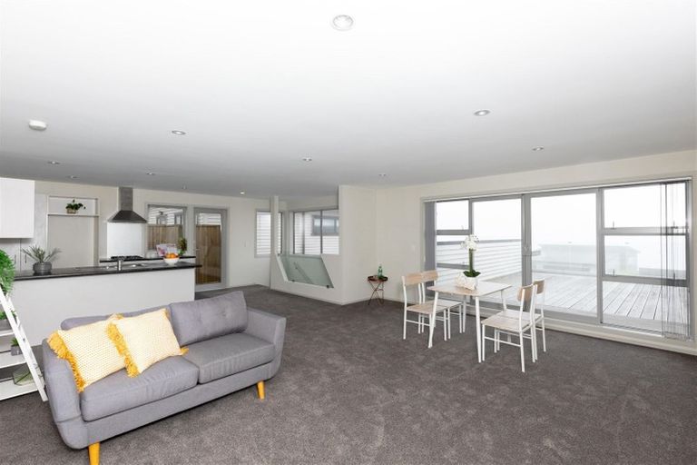 Photo of property in 19b Comber Place, Johnsonville, Wellington, 6037