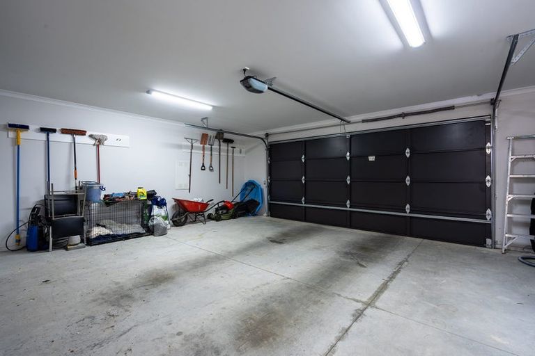 Photo of property in 17 Calluna Crescent, Mosgiel, 9024