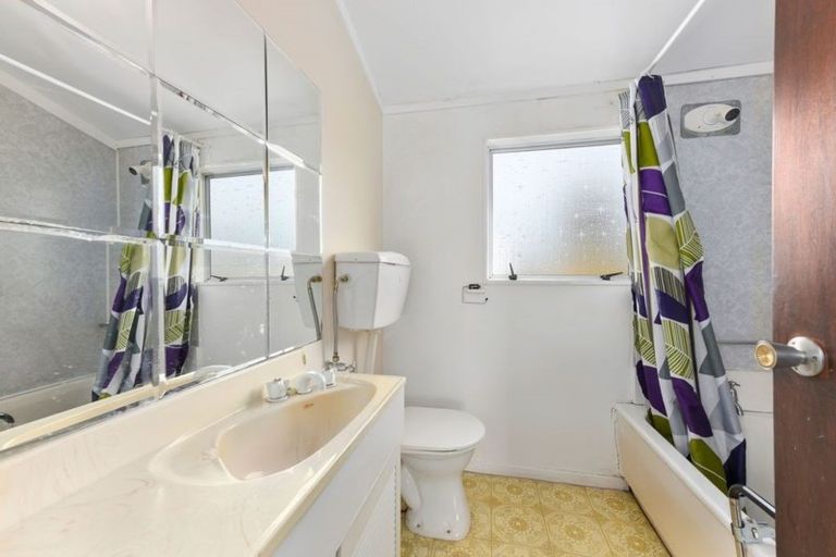 Photo of property in 159b Stokes Valley Road, Stokes Valley, Lower Hutt, 5019