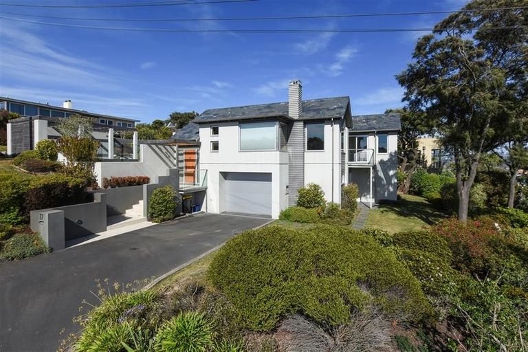 Photo of property in 17 Cornwall Street, Vauxhall, Dunedin, 9013