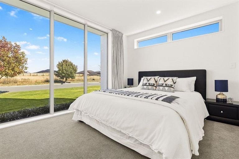 Photo of property in 20 Pistacia Place, Hornby, Christchurch, 8025