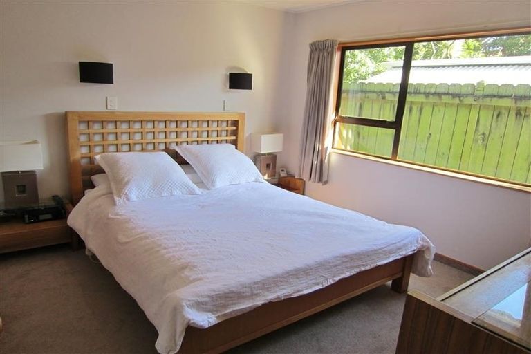 Photo of property in 10 Arthur Street, Paraparaumu Beach, Paraparaumu, 5032