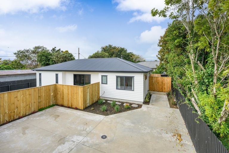 Photo of property in 12a Norwich Place, Awapuni, Palmerston North, 4412