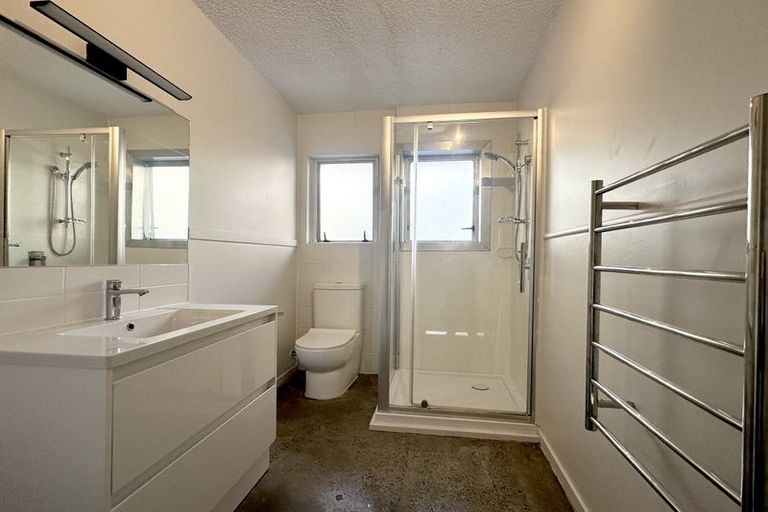 Photo of property in 2/6 Opoia Drive, Hamilton East, Hamilton, 3216