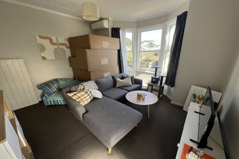 Photo of property in 61a Pirie Street, Mount Victoria, Wellington, 6011