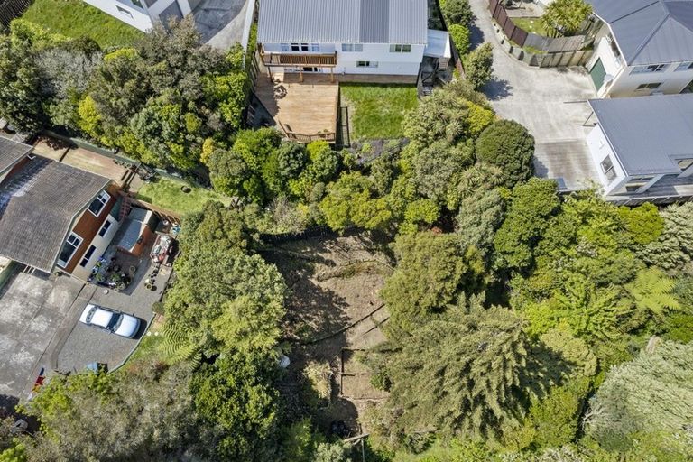Photo of property in 21a Lomita Road, Johnsonville, Wellington, 6037