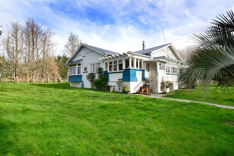 Photo of property in 175 Pine Valley Road, Dairy Flat, Silverdale, 0992