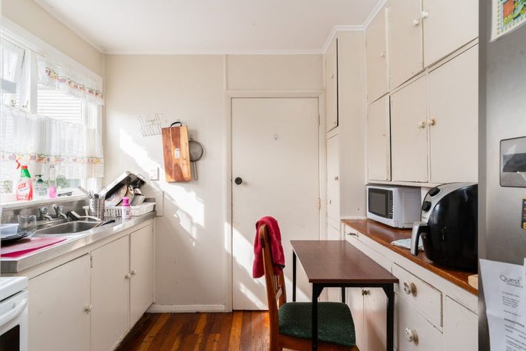 Photo of property in 26 Derby Place, Cannons Creek, Porirua, 5024