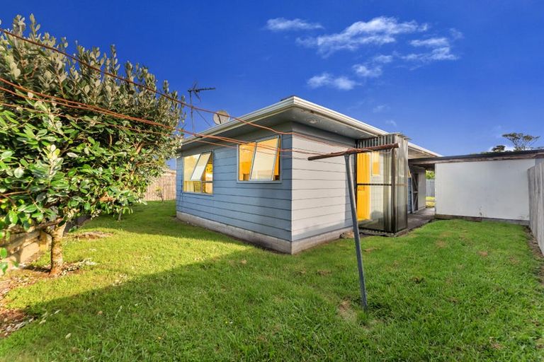 Photo of property in 2/48 Tabitha Crescent, Henderson, Auckland, 0612