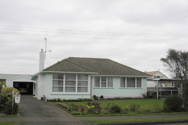 Photo of property in 4 Norfolk Street, Levin, 5510