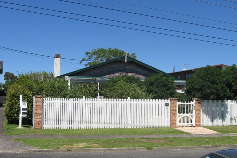 Photo of property in 14 Stanley Avenue, Milford, Auckland, 0620