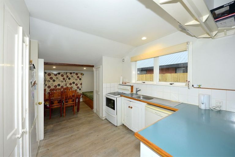 Photo of property in 8 Ward Street, Addington, Christchurch, 8024