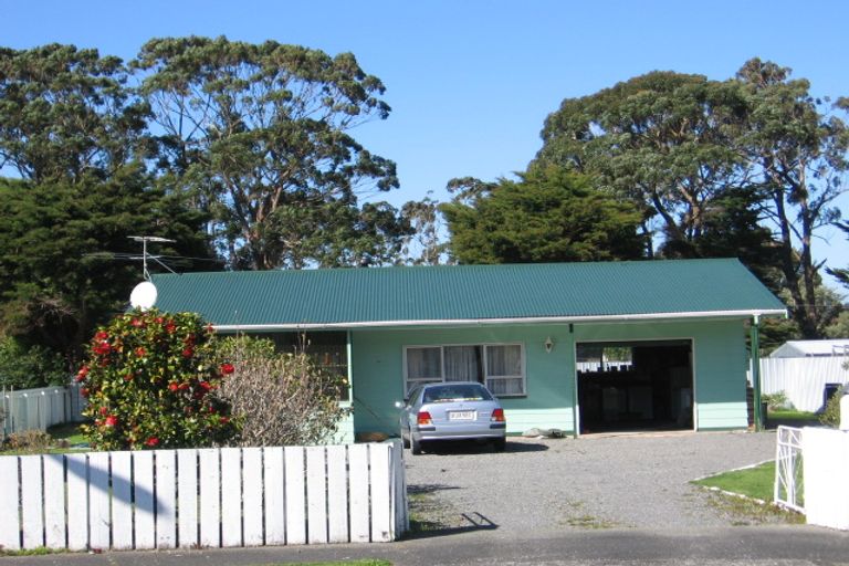 Photo of property in 5 Kowhai Grove, Featherston, 5710