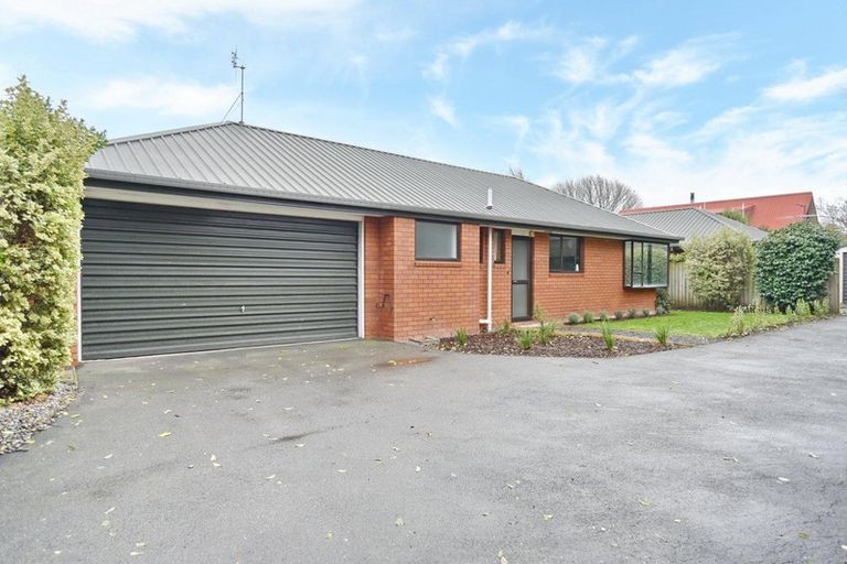 Photo of property in 1c Sylvia Street, Parklands, Christchurch, 8083
