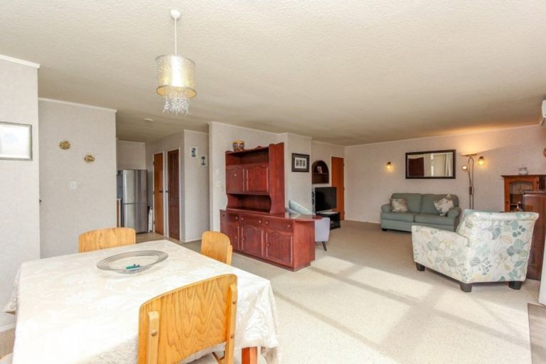 Photo of property in 54a Cutfield Road, New Plymouth, 4310