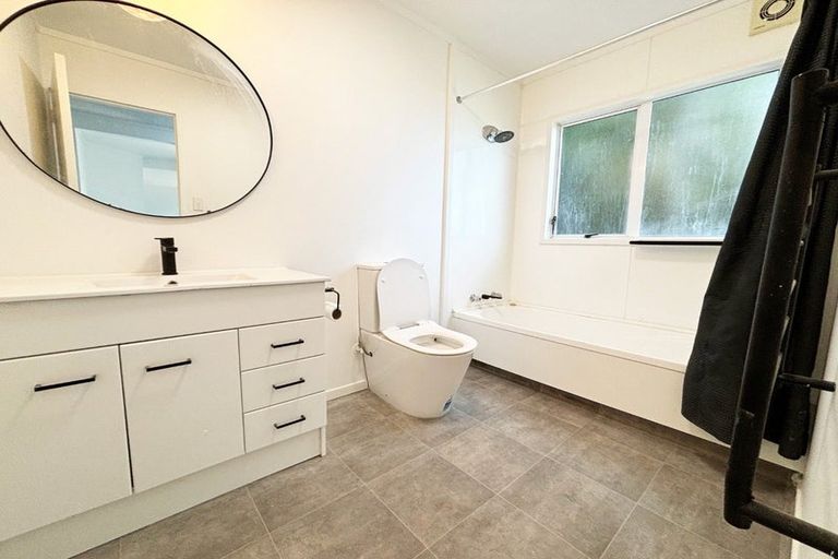 Photo of property in 41a Onslow Road, Khandallah, Wellington, 6035