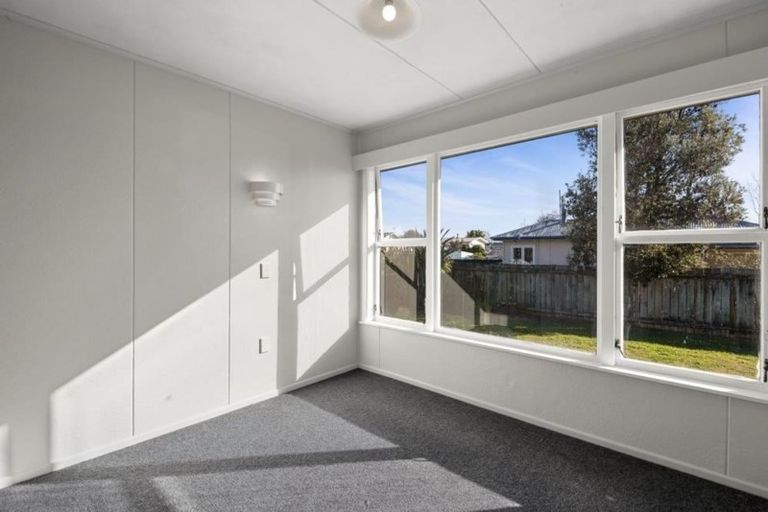 Photo of property in 86 Invergarry Road, Hilltop, Taupo, 3330